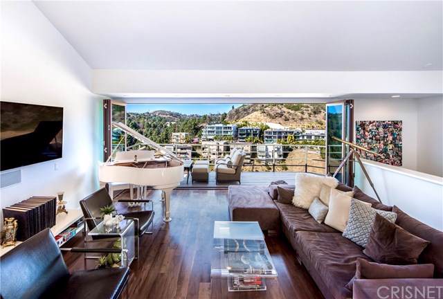 6407 La Punta Drive - Photo 1