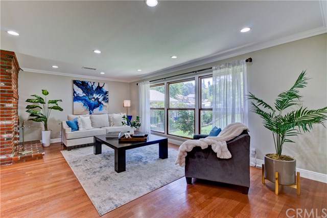 23321 Cohasset Street - Photo 1