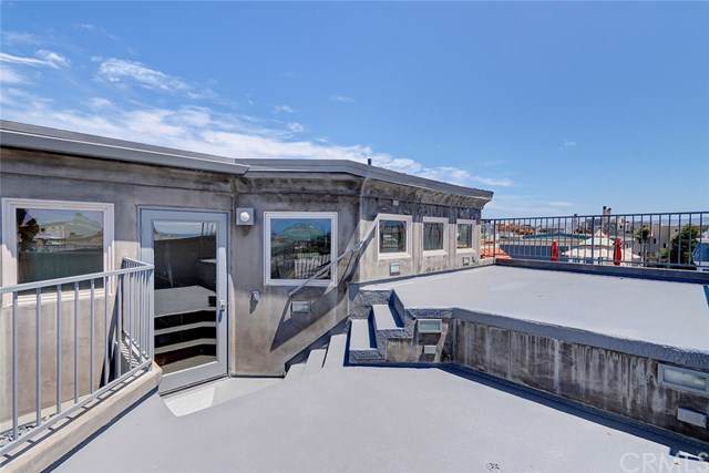 447 Manhattan Avenue - Photo 1