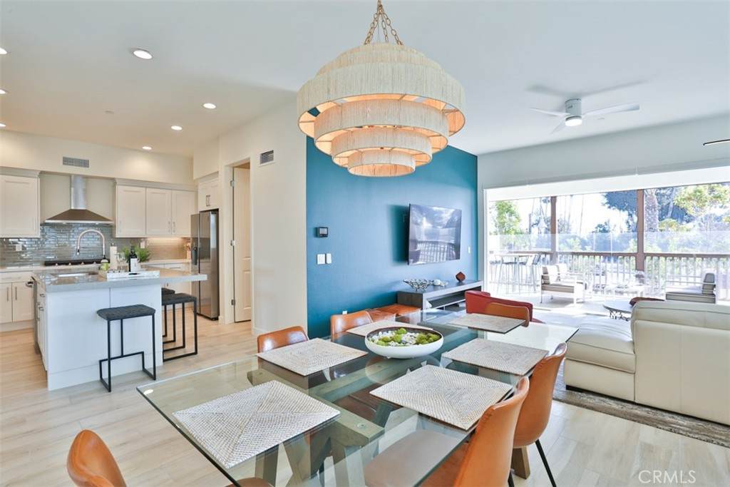 1529 Doheny Way - Photo 1