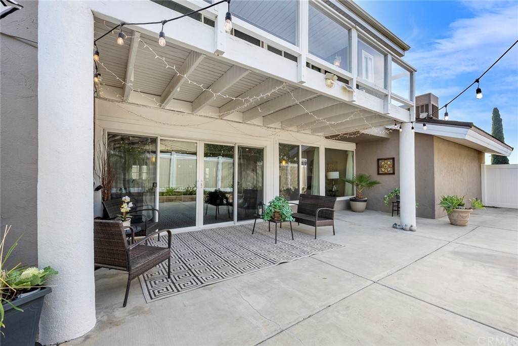 5427 Grandview Avenue - Photo 1