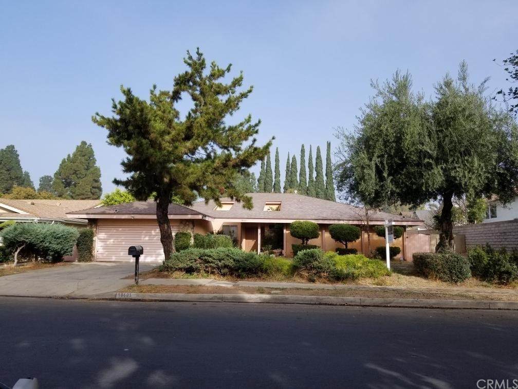 18601 Citronia Street - Photo 1