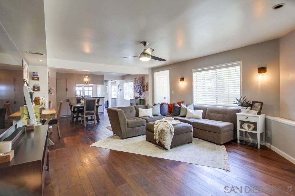 217 Scenic Dr - Photo 1