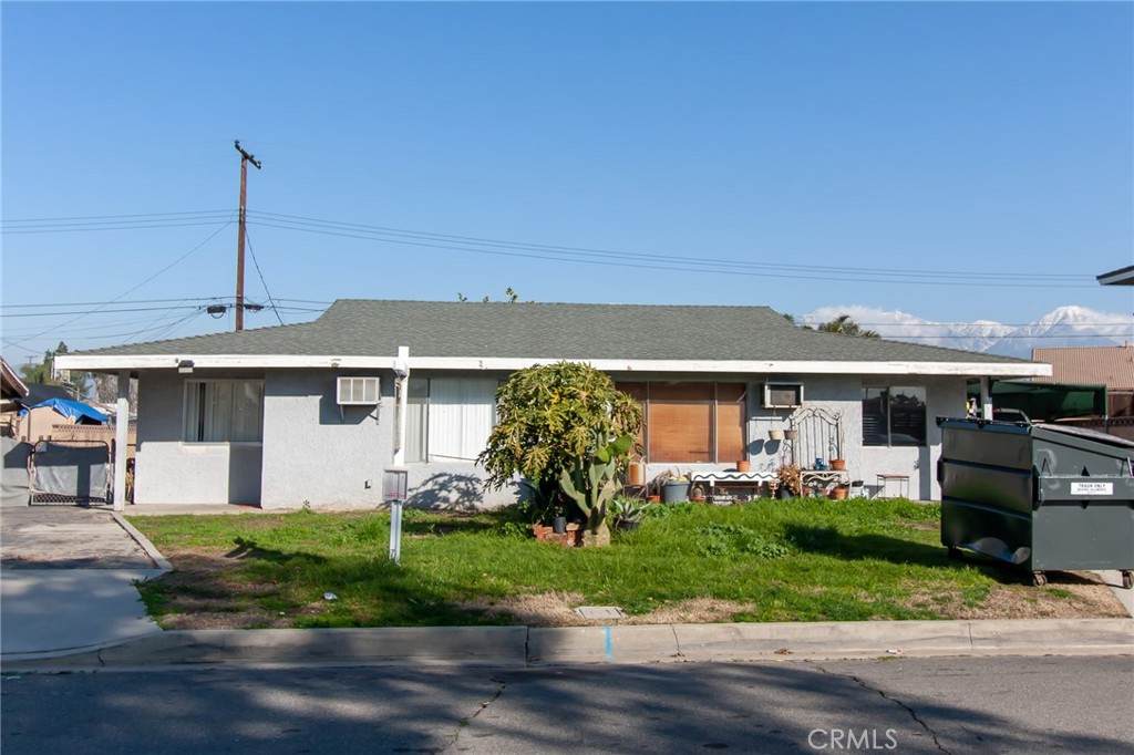 5370 West Maitland Street - Photo 1