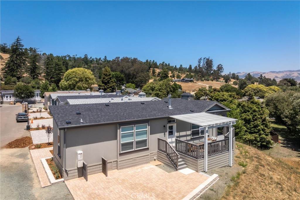 1460 Main - Photo 1