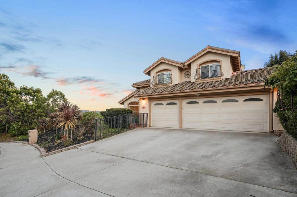 1340 Sunglow Dr - Photo 1