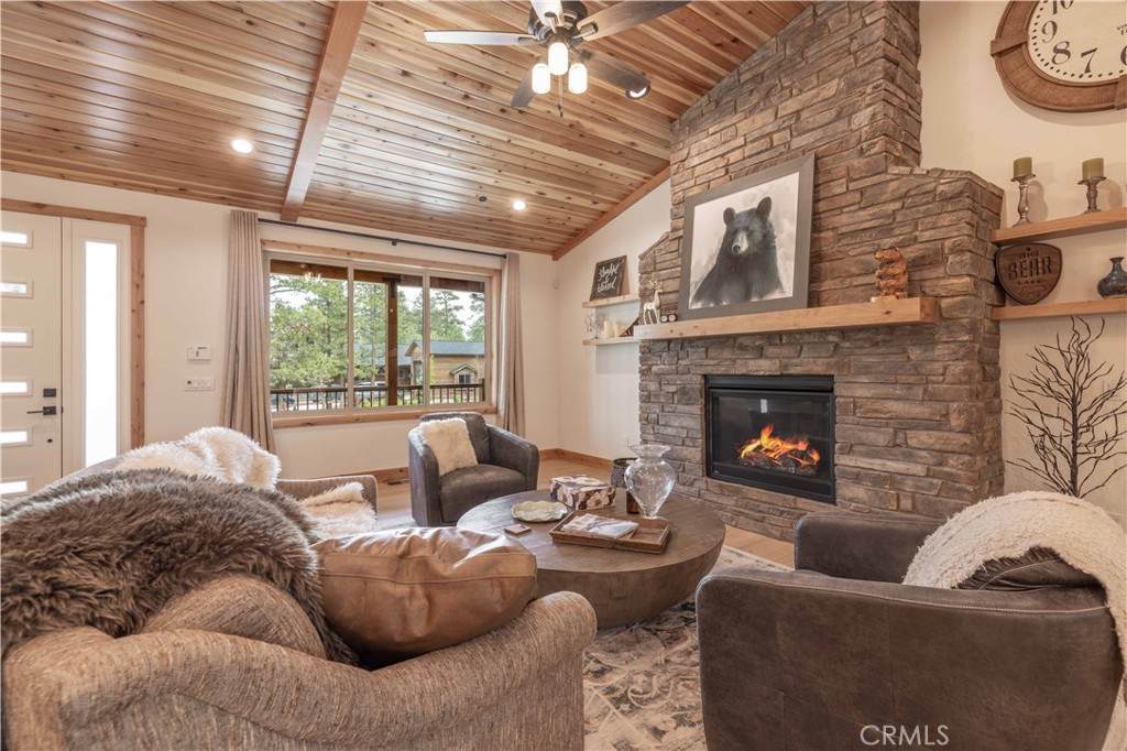 1635 Shenandoah Way - Photo 1