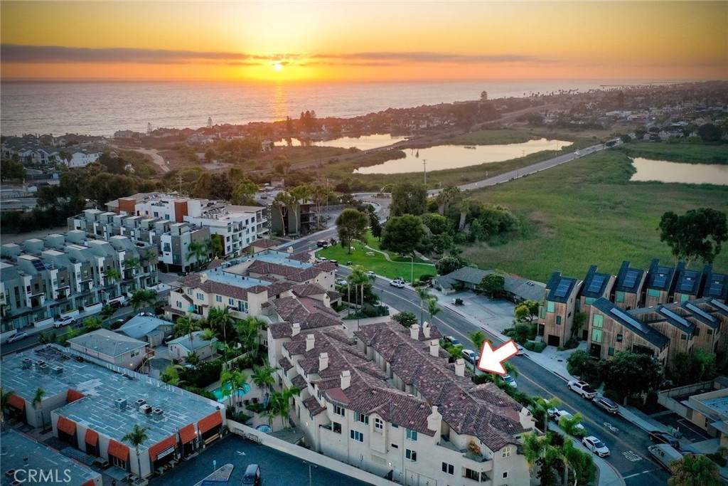 543 Laguna Drive - Photo 1