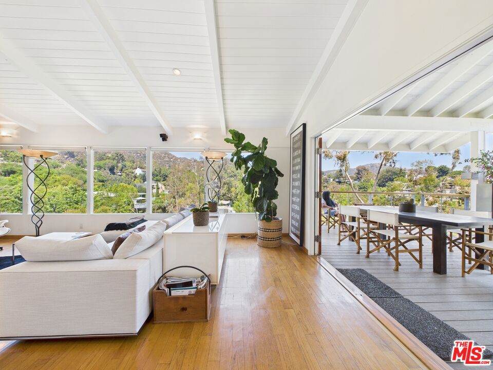 3162 Durand Drive - Photo 1