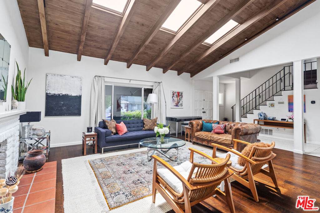 5481 Katherine Avenue - Photo 1