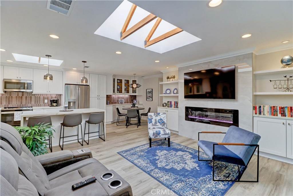 683 Via Alhmabra - Photo 1