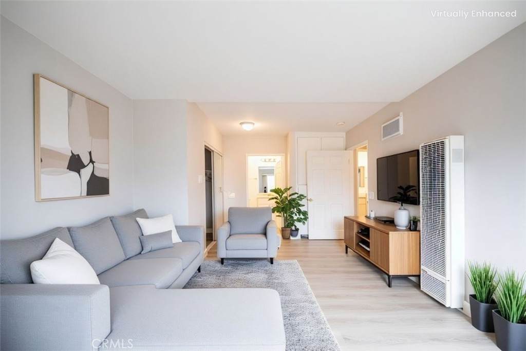 868 Alvarado - Photo 1
