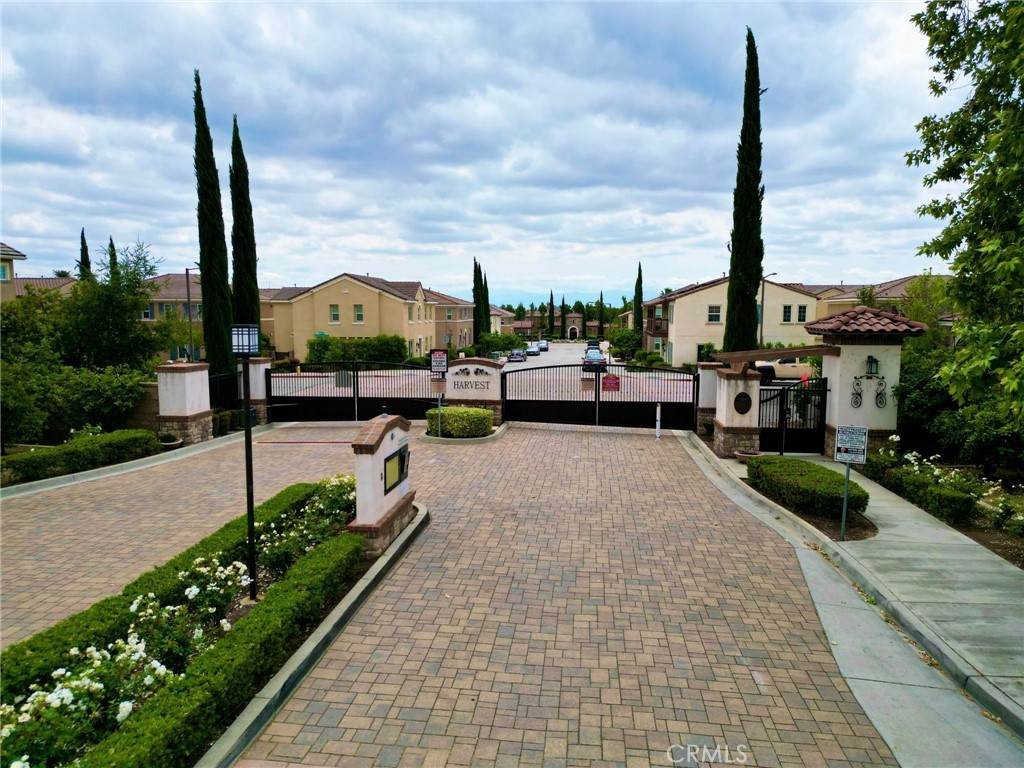 https://bt-photos.global.ssl.fastly.net/socal/orig_boomver_6_416582576-2.jpg