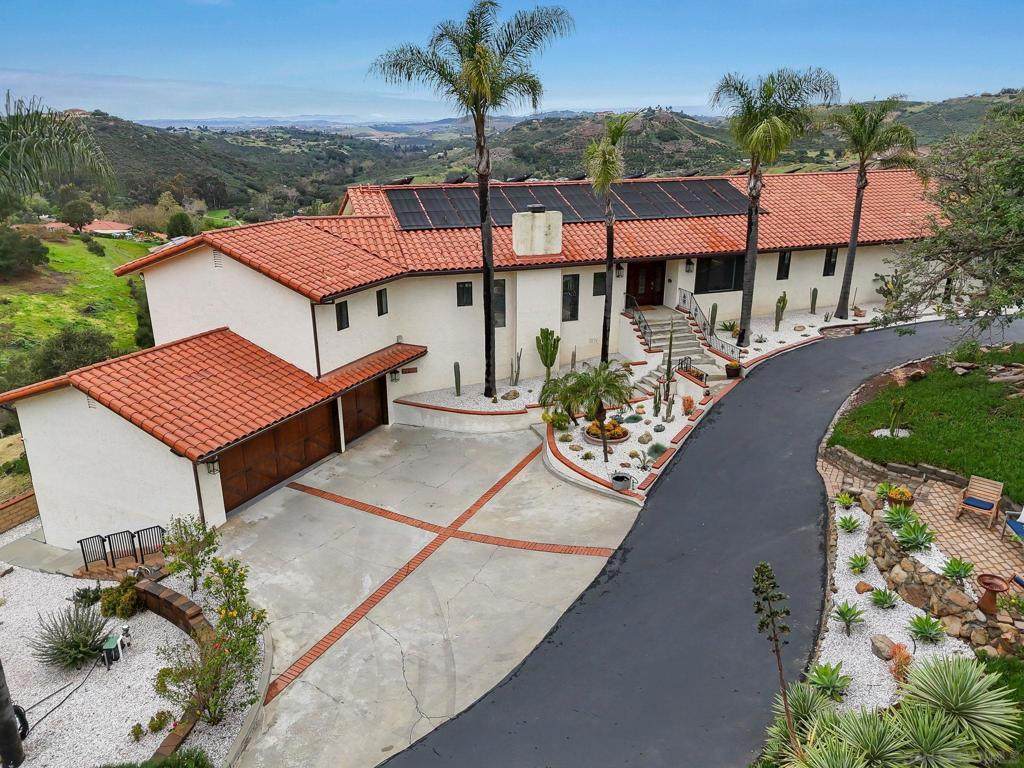 https://bt-photos.global.ssl.fastly.net/socal/orig_boomver_5_423321342-2.jpg