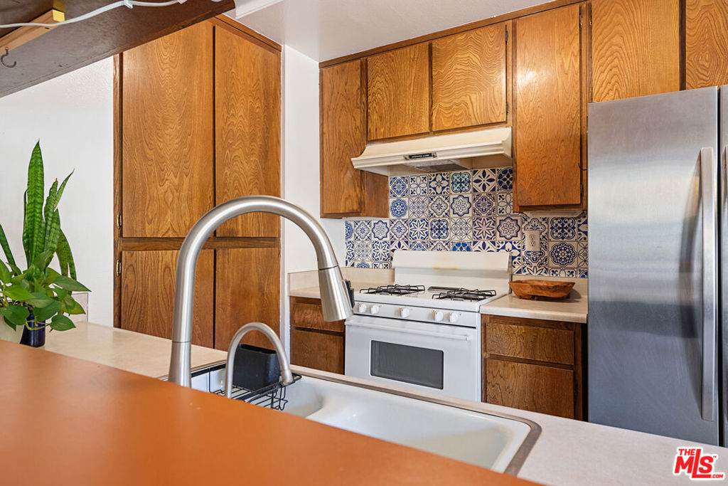 4633 Marine Avenue - Photo 1