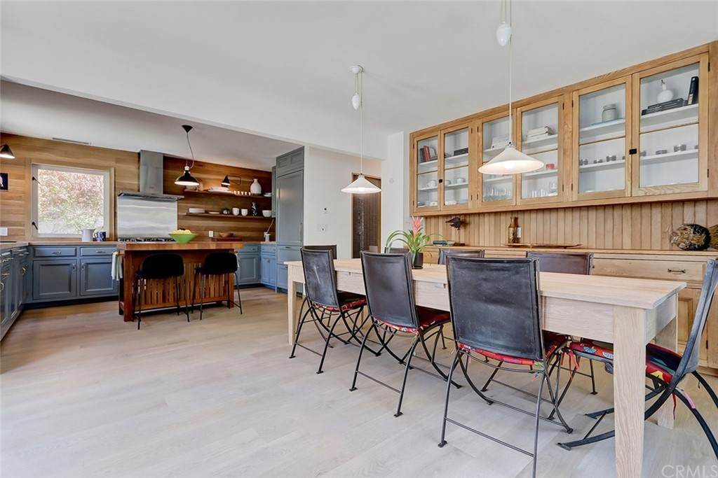835 Brooks Avenue - Photo 1