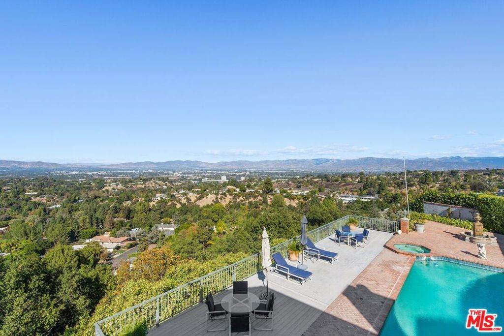 3324 Alana Drive - Photo 1