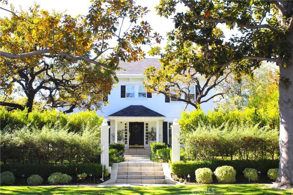 333 Arden Boulevard - Photo 1