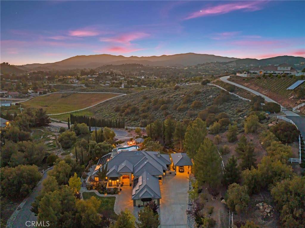 38565 Celine Cove - Photo 1