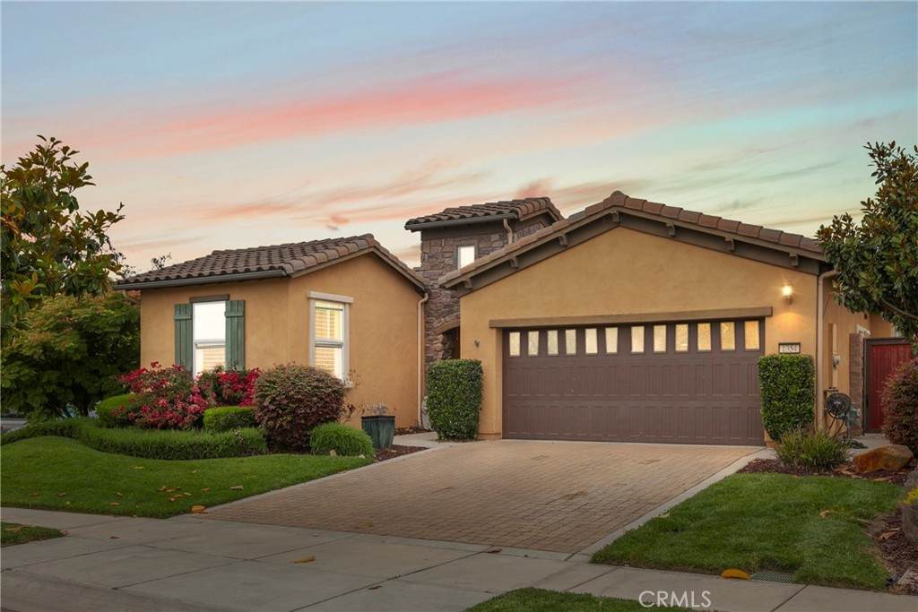 1354 Trail View Place - Photo 1