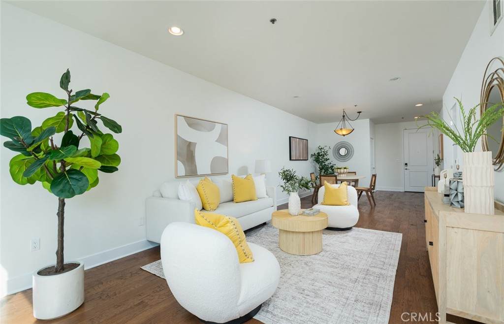 817 Alfred Street - Photo 1