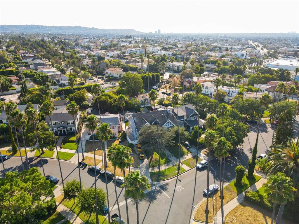 4440 Victoria Park - Photo 1