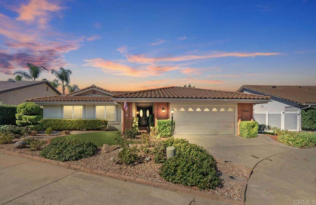 17544 Plaza Otonal - Photo 1