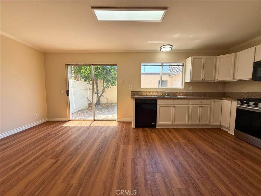https://bt-photos.global.ssl.fastly.net/socal/orig_boomver_7_411083491-2.jpg