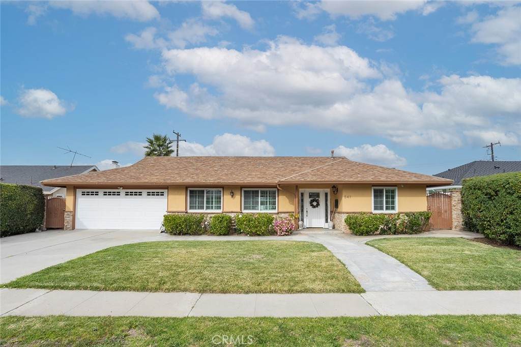 841 Rolling Hills - Photo 1