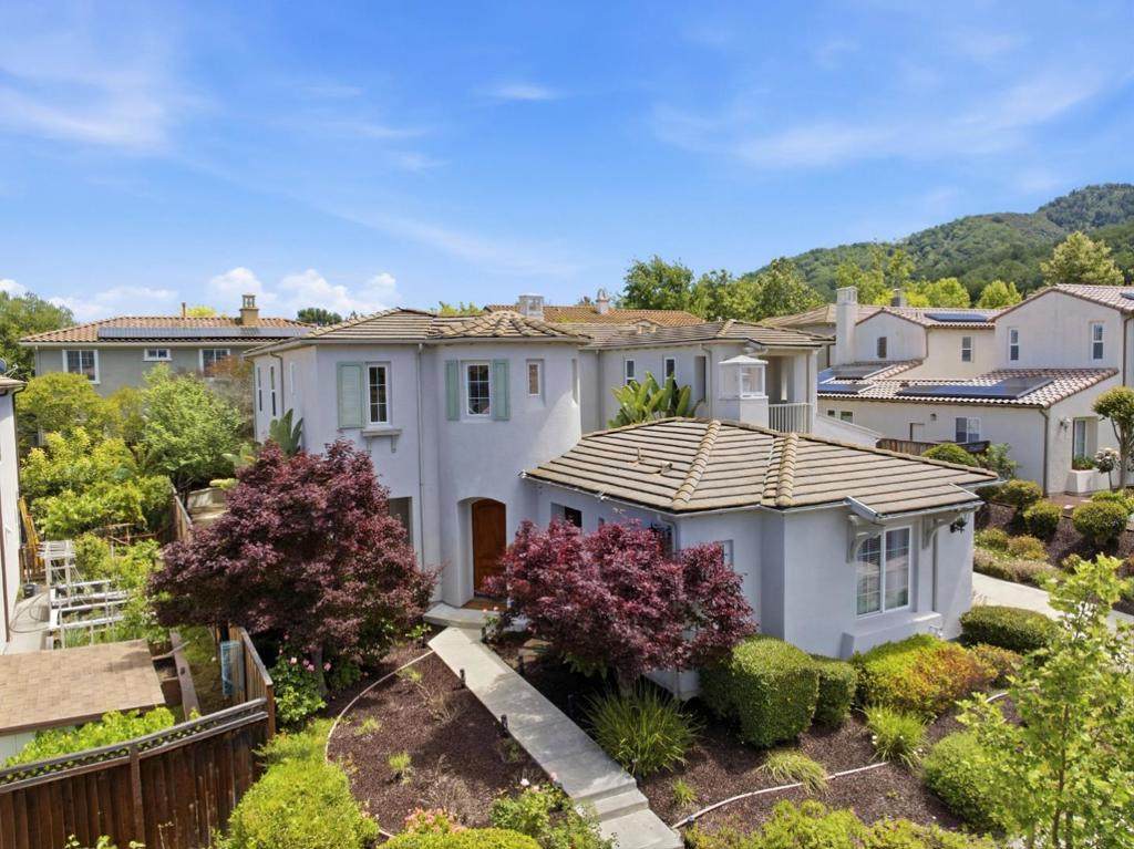 2645 Muirfield Way - Photo 1