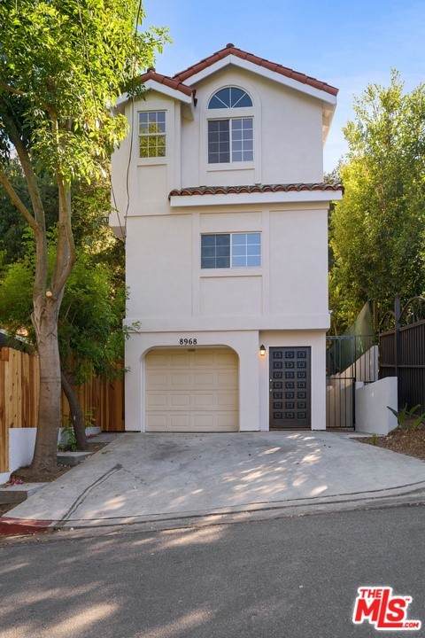 8968 Wonderland Avenue - Photo 1