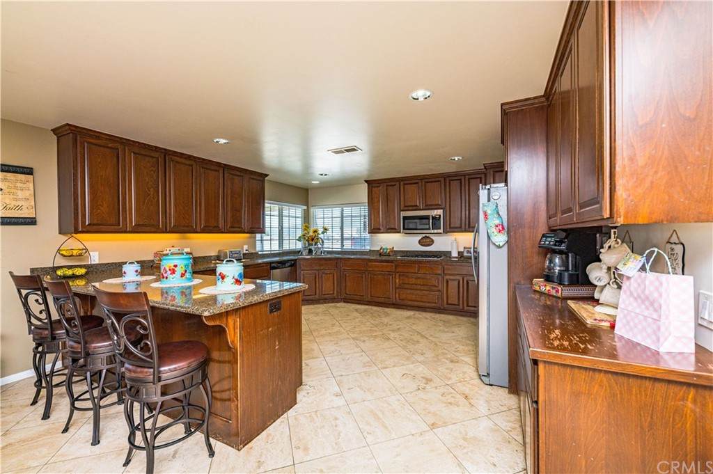 42360 Roundup Drive - Photo 1