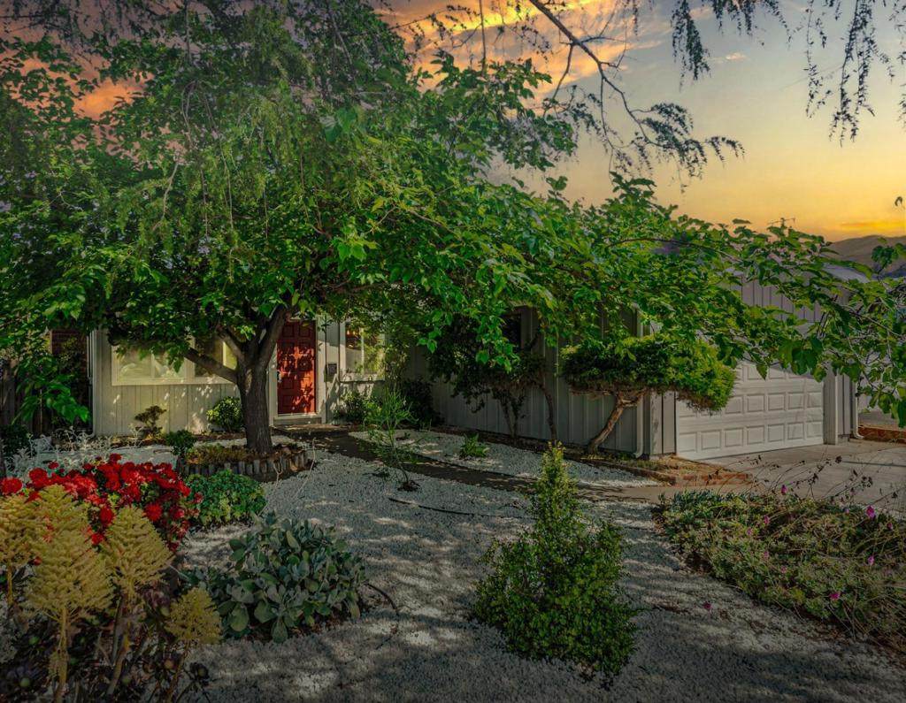 3375 Holly Drive - Photo 1