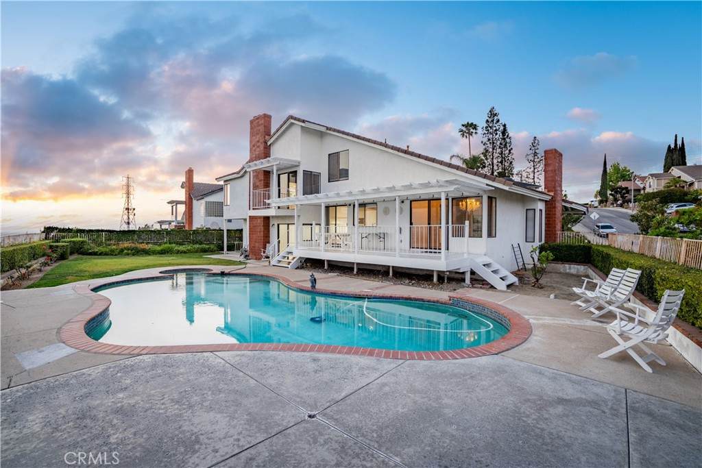 2326 Rockridge - Photo 1