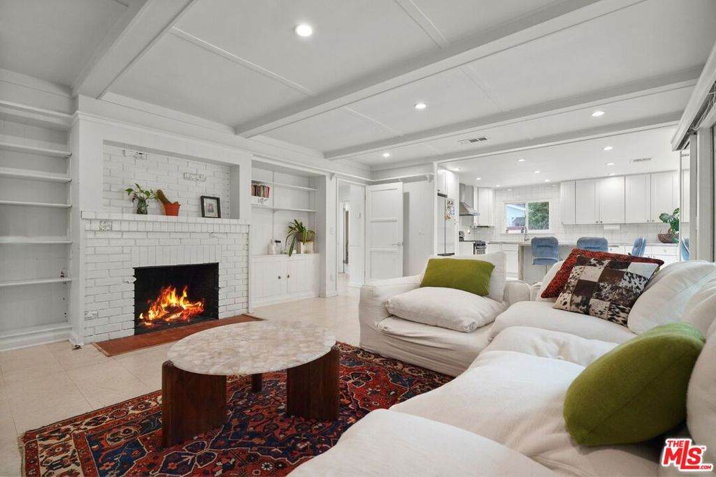 9747 Haines Canyon Avenue - Photo 1