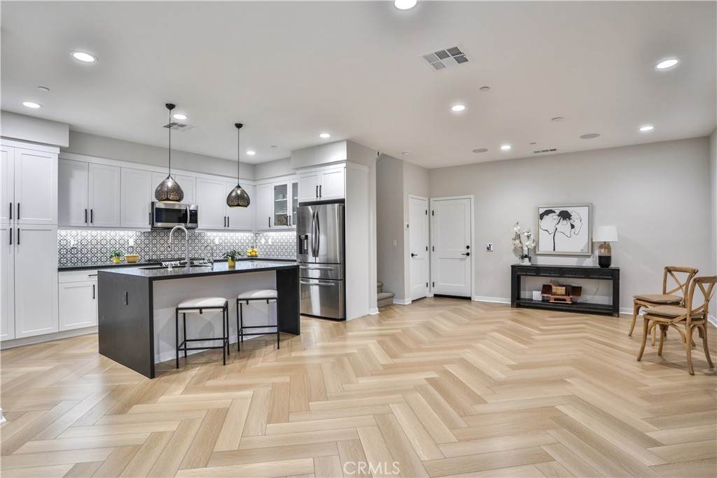 1419 Indian Hill Boulevard - Photo 1