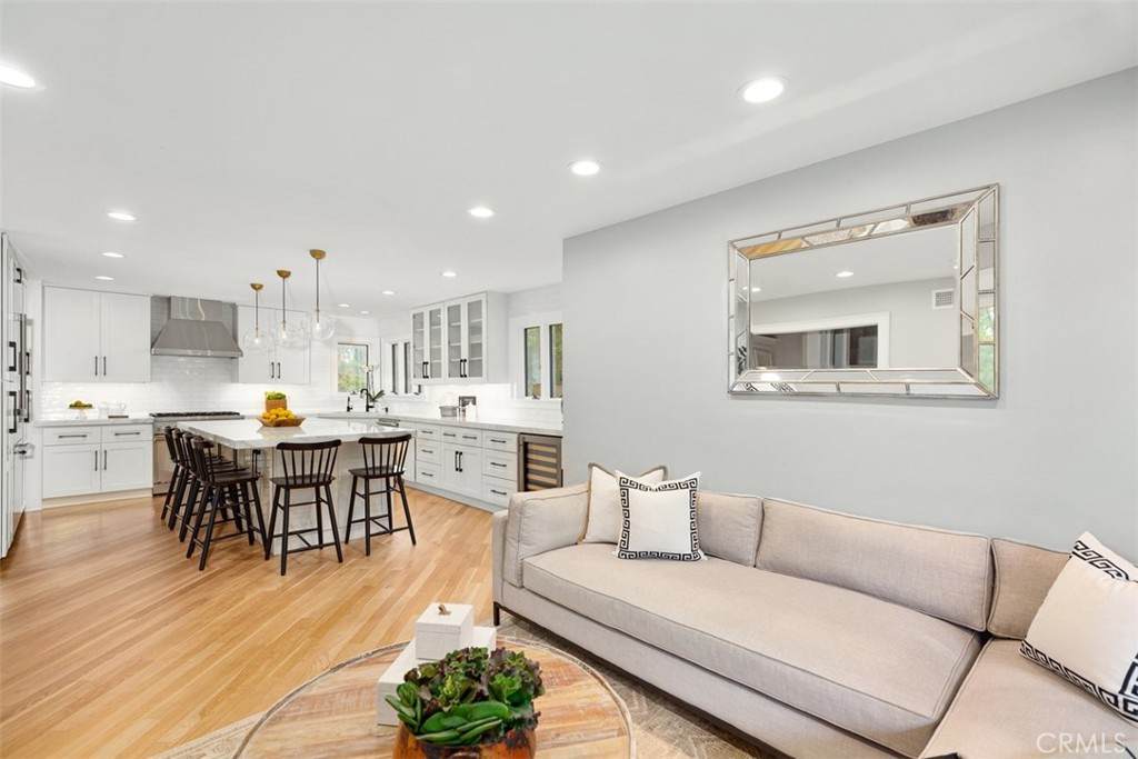 11 Mainsail Drive - Photo 1