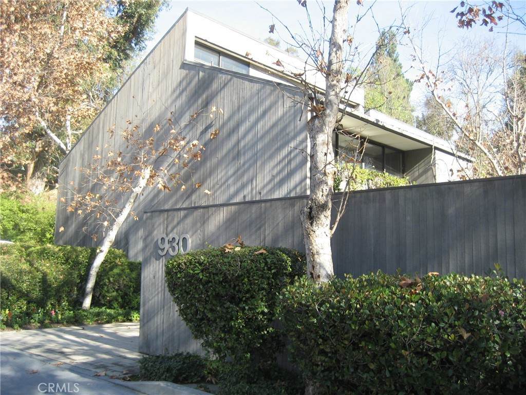 930 Colorado Boulevard - Photo 1