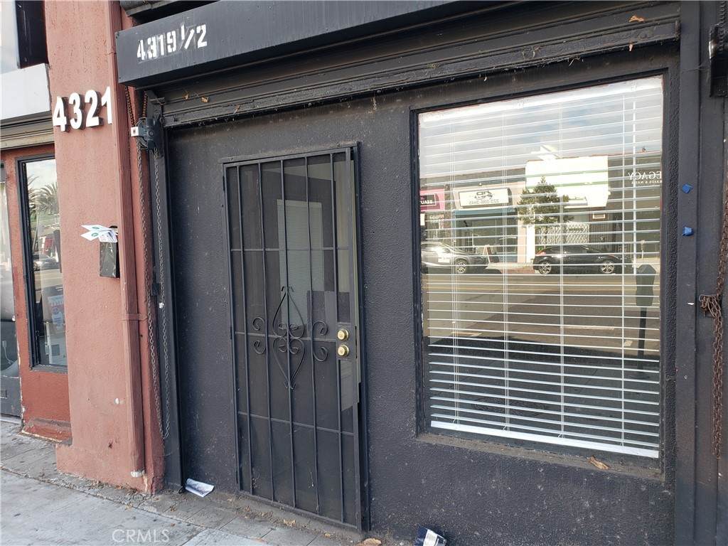 4317 Crenshaw Boulevard - Photo 1