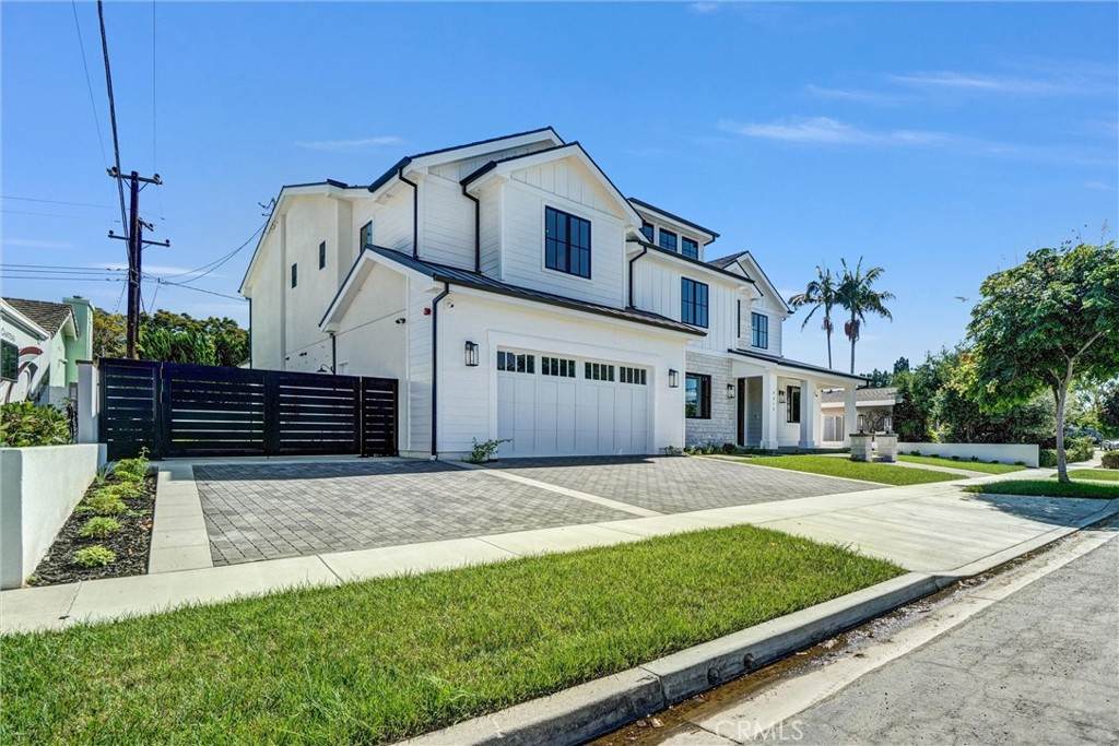 3312 Kenilworth Drive - Photo 1