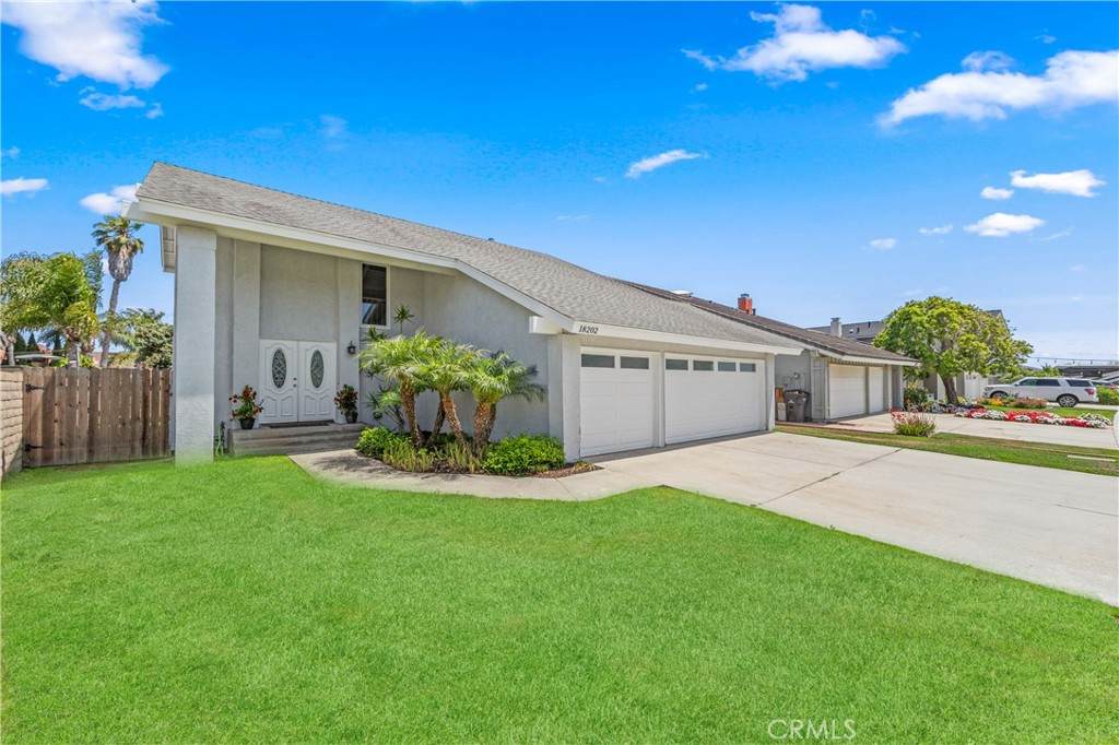 18202 Foss Lane - Photo 1