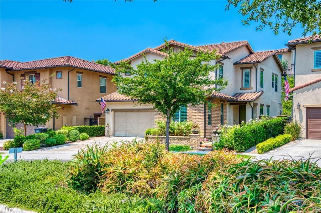 33 Lucido Street - Photo 1