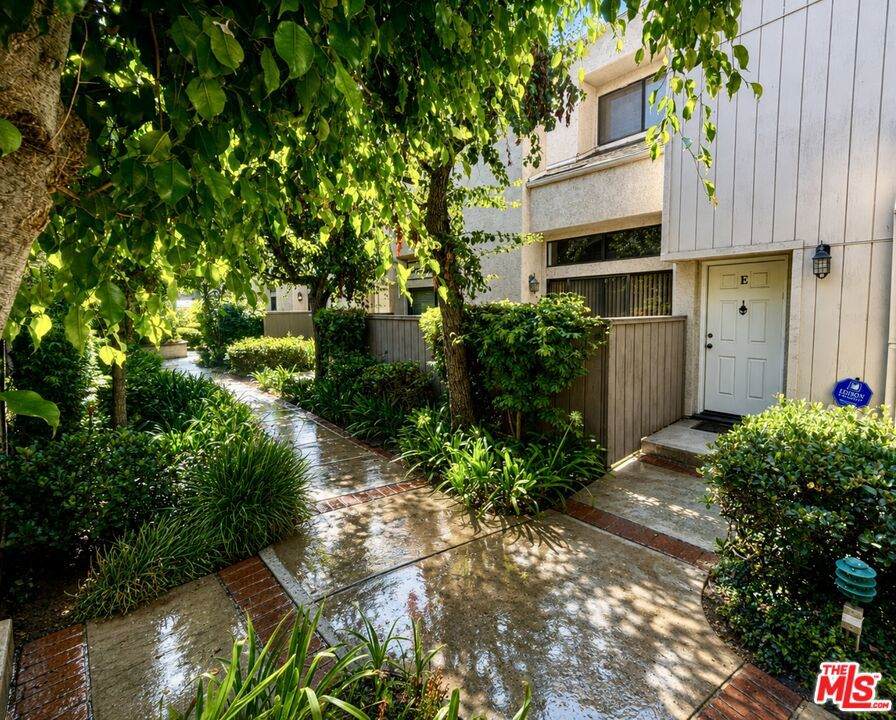 https://bt-photos.global.ssl.fastly.net/socal/orig_boomver_9_448491419-2.jpg
