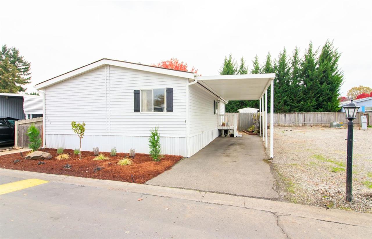 3555 Pacific Highway - Photo 1