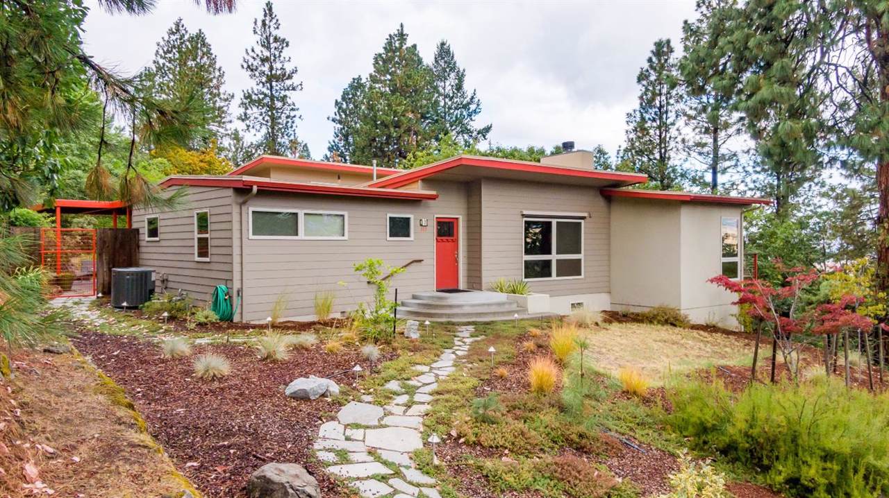 843 Mountain Avenue - Photo 1