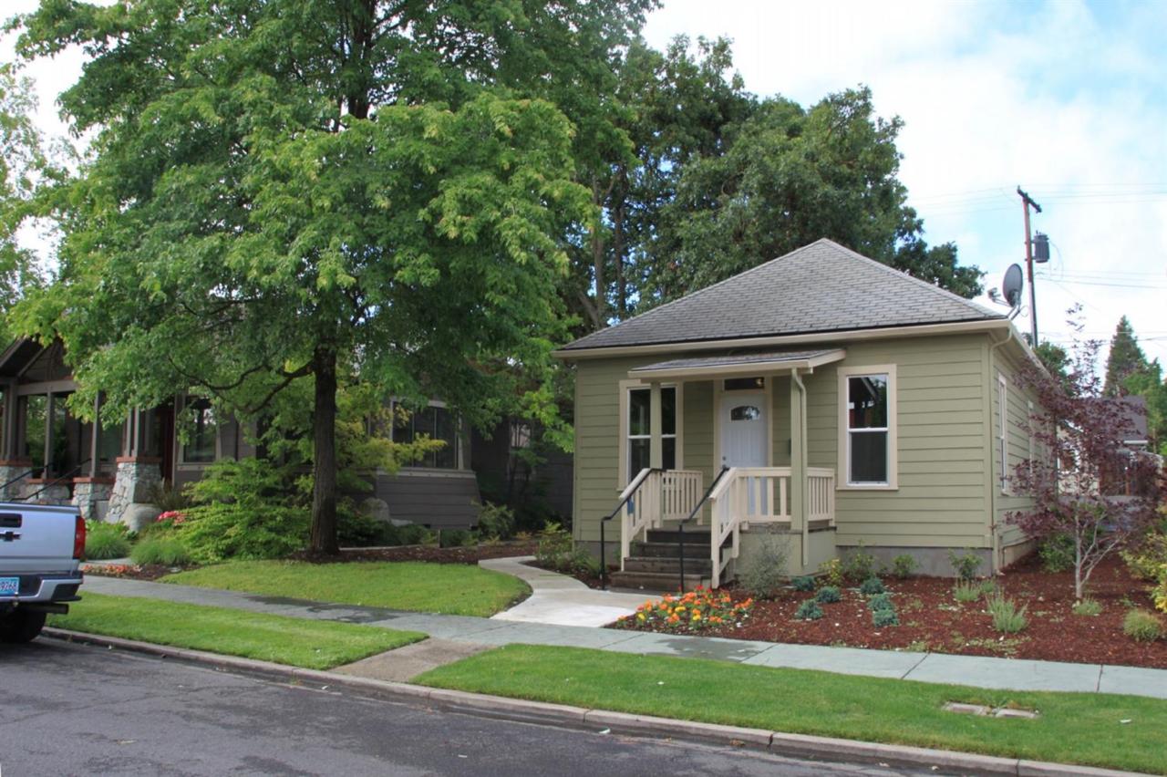 312 Grape Street - Photo 1