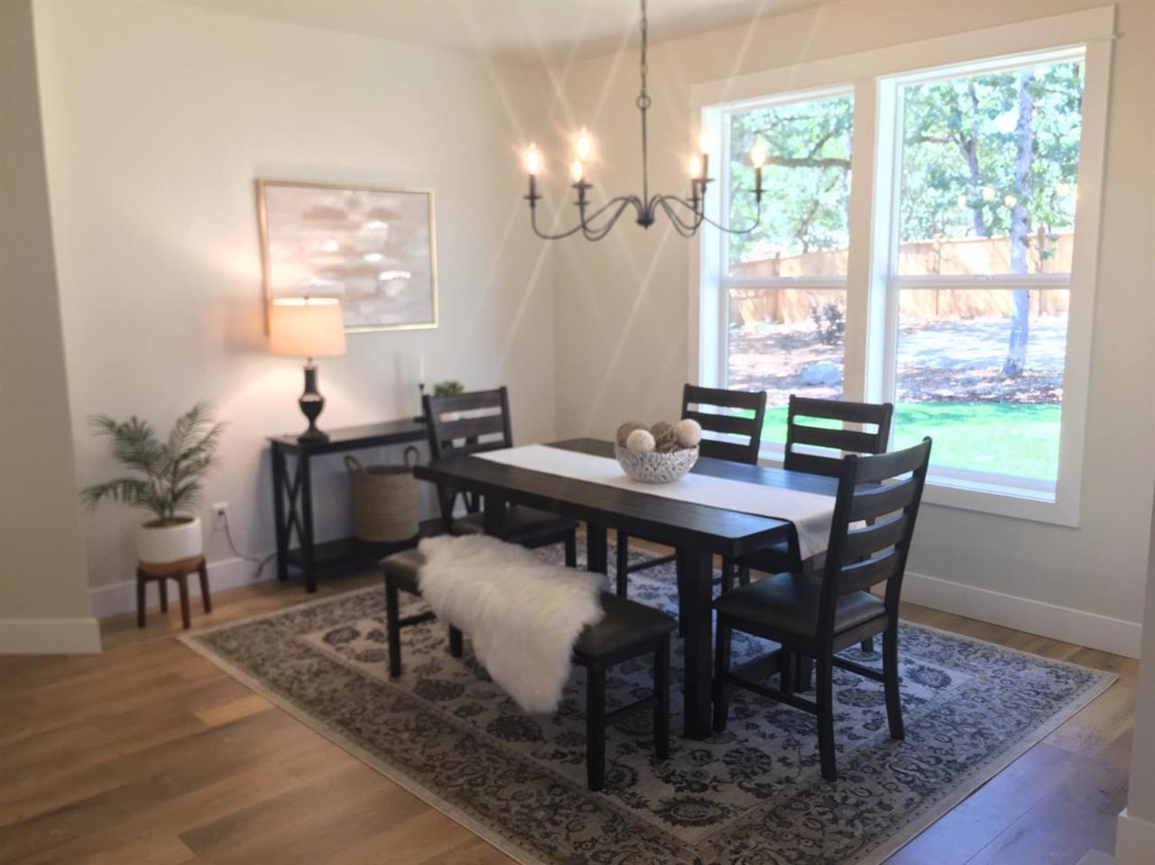 515 South Loop Road - Photo 1