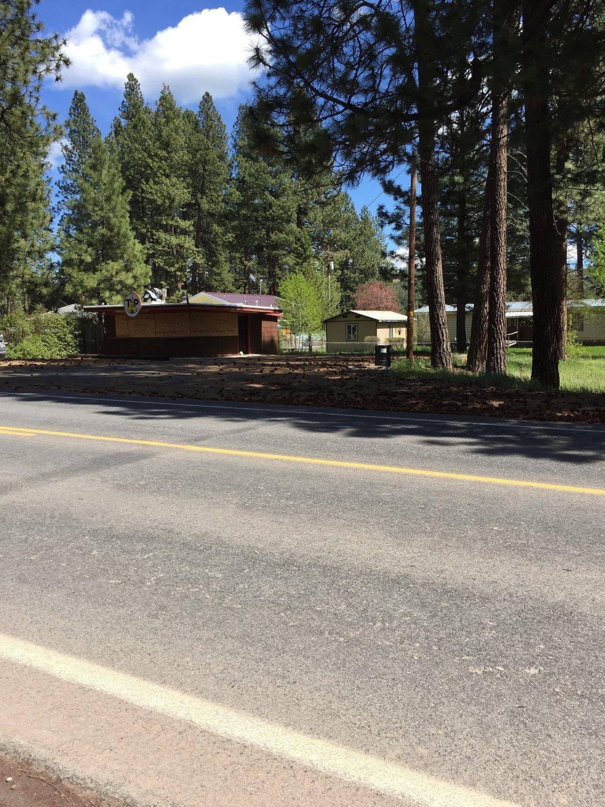 422 139 Highway - Photo 1