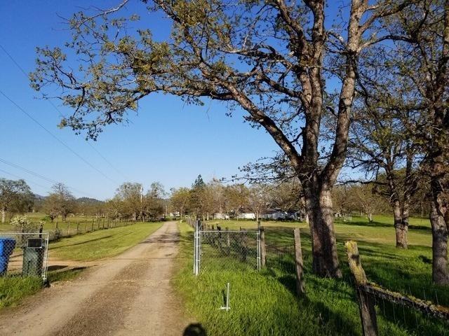 15424 Antioch Road - Photo 1