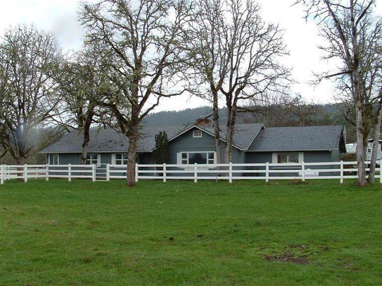 9550 Butte Falls Highway - Photo 1